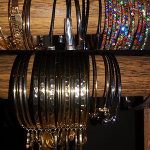 Meet your Posher, Dion